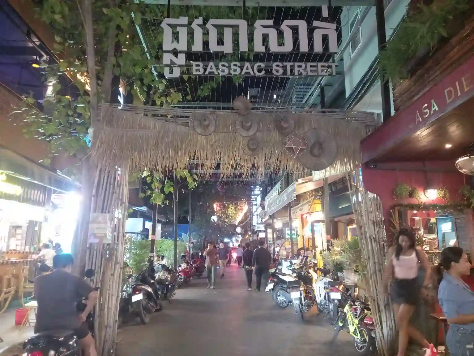 Bassac Lane Street_Serva Travel